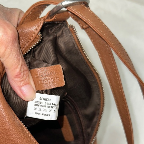NWOT Genicci Brown Leather Hobo Bag with Adjustable Strap can be back backpack - Picture 12 of 12
